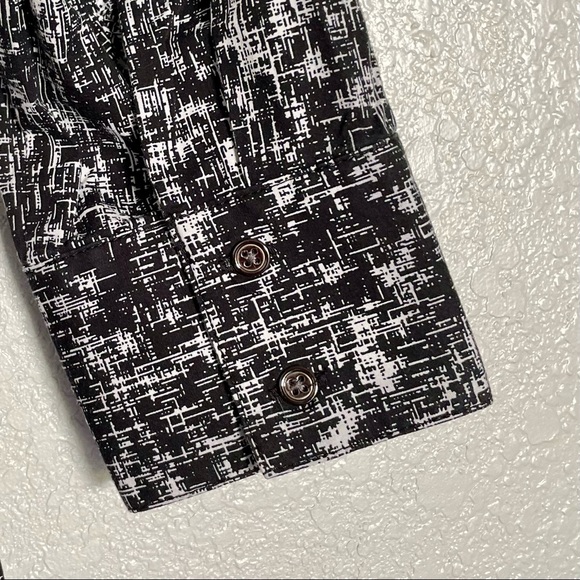 Express Design Studio Black White 3/4 Sleeve Cotton Blend Button Dress  - Size 6 - Picture 6 of 6